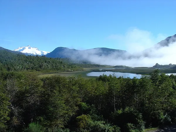 User submitted picture: Argentina, view over Lago...